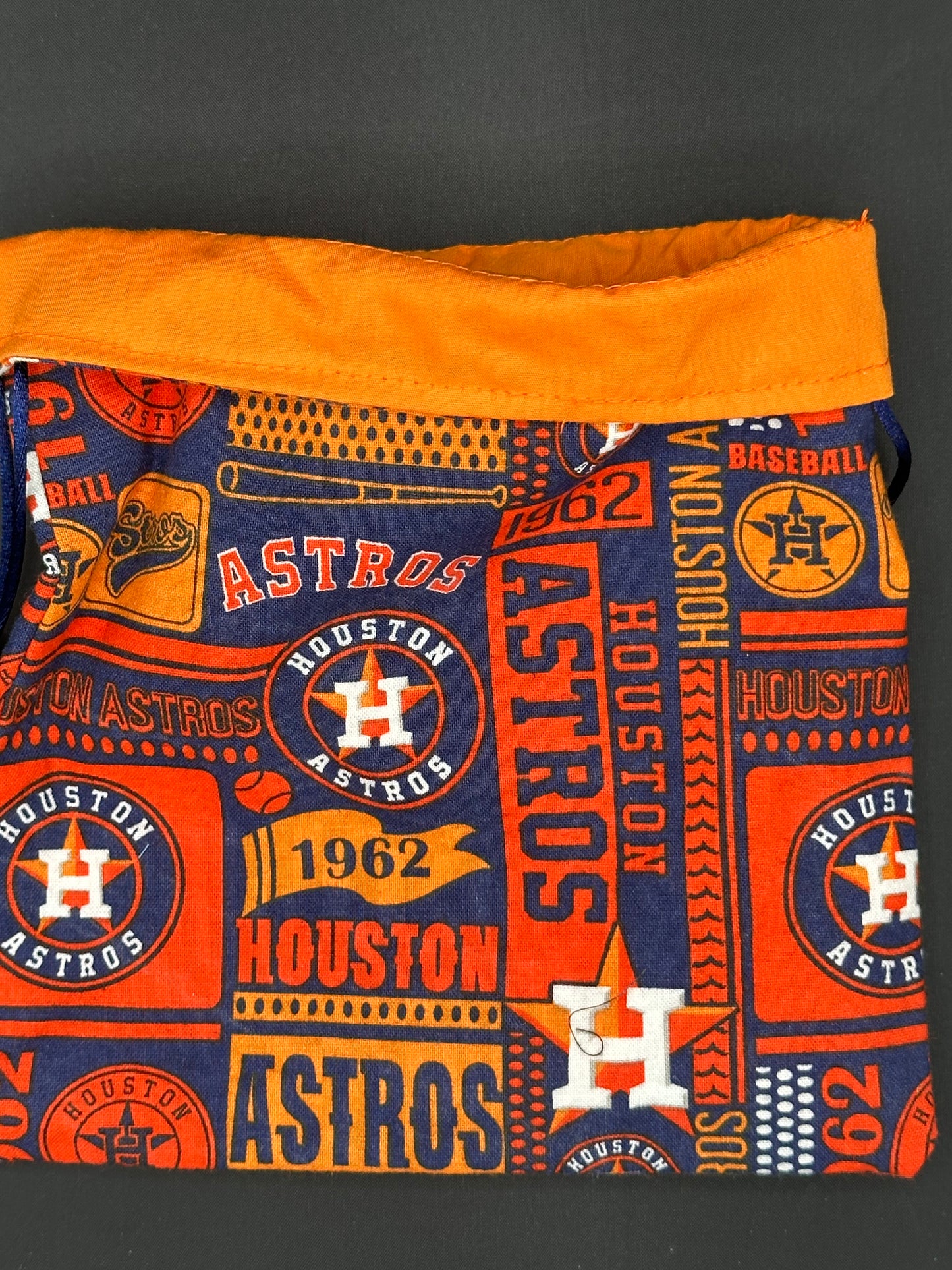Astros draw string