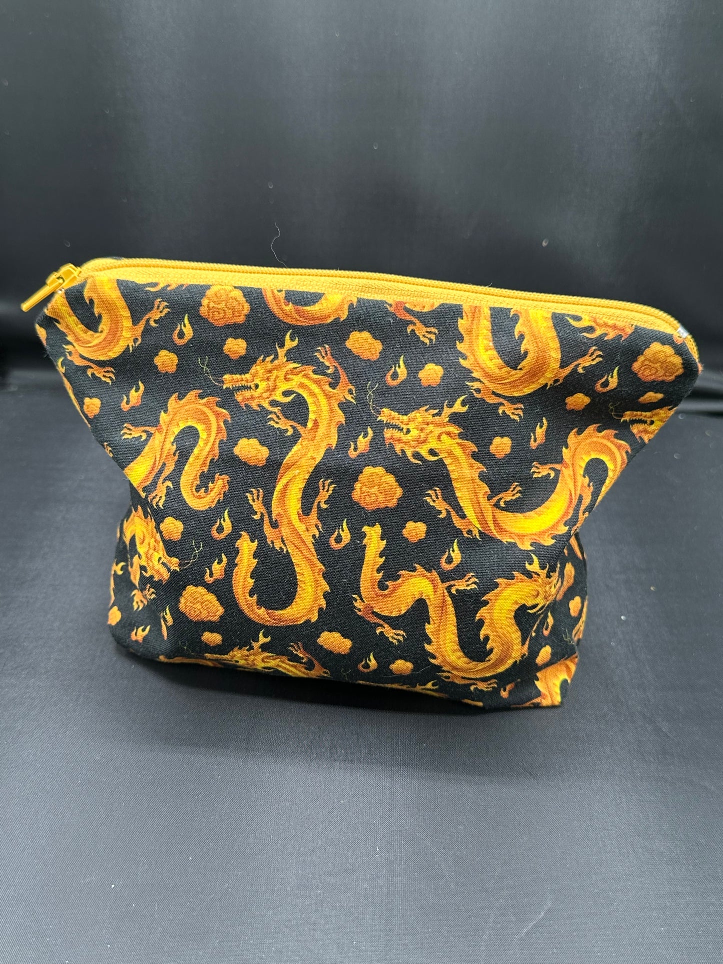 gold chinese dragons