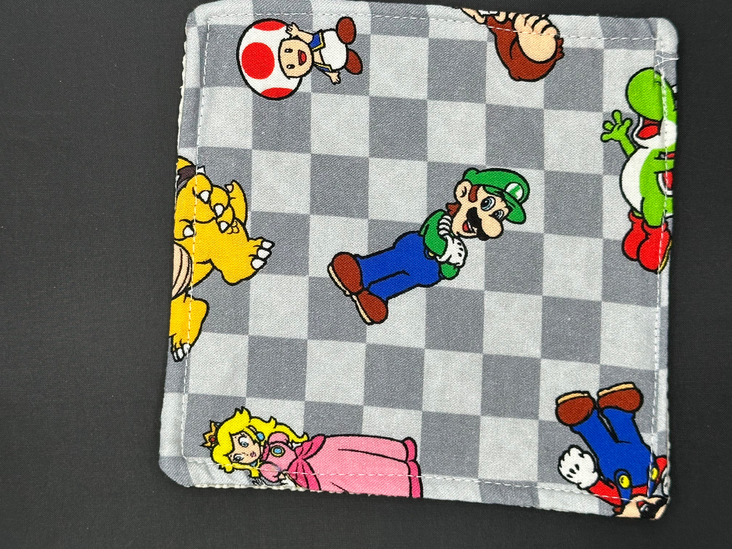 Mario - grey checked