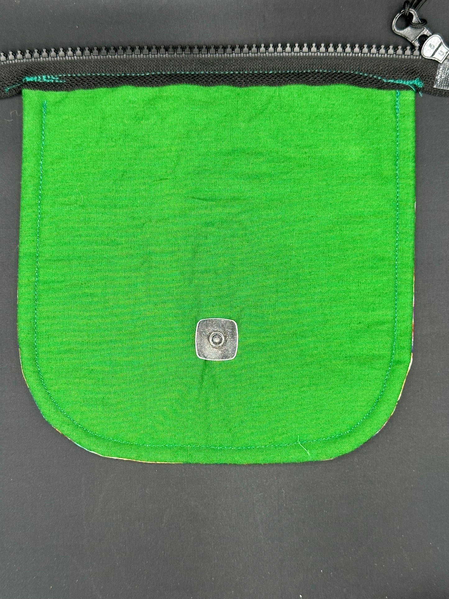 Cute colorful little Dragons 7" purse flap