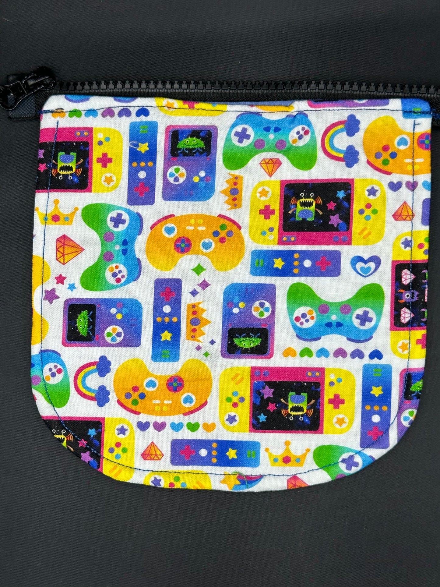 Colorful game controllers 7" purse flap