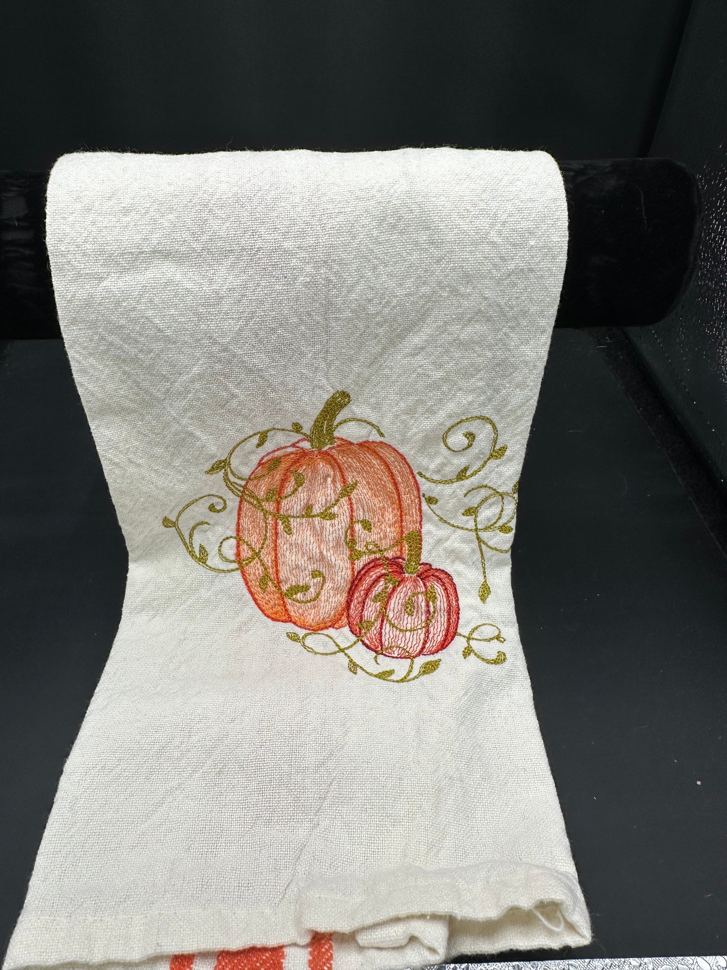 pumpkin vine towel