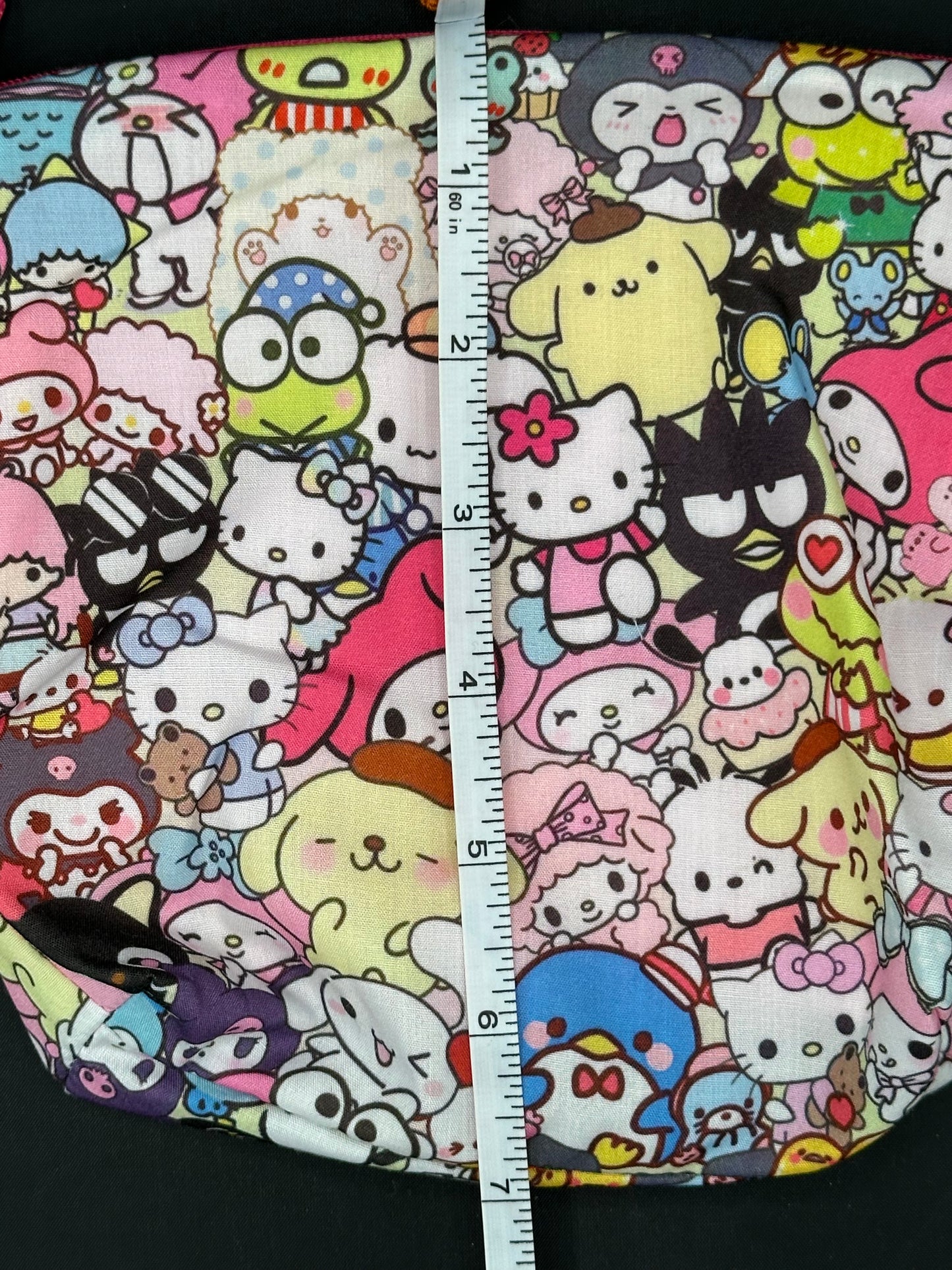 Hello Kitty friends zipper pouch