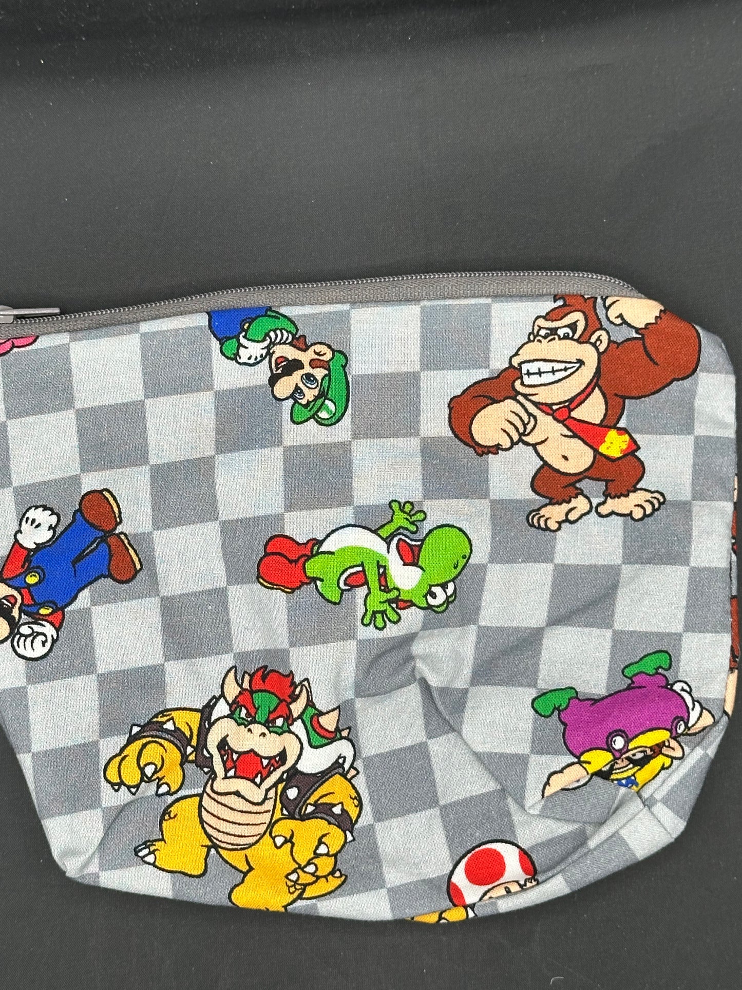 mario - grey square