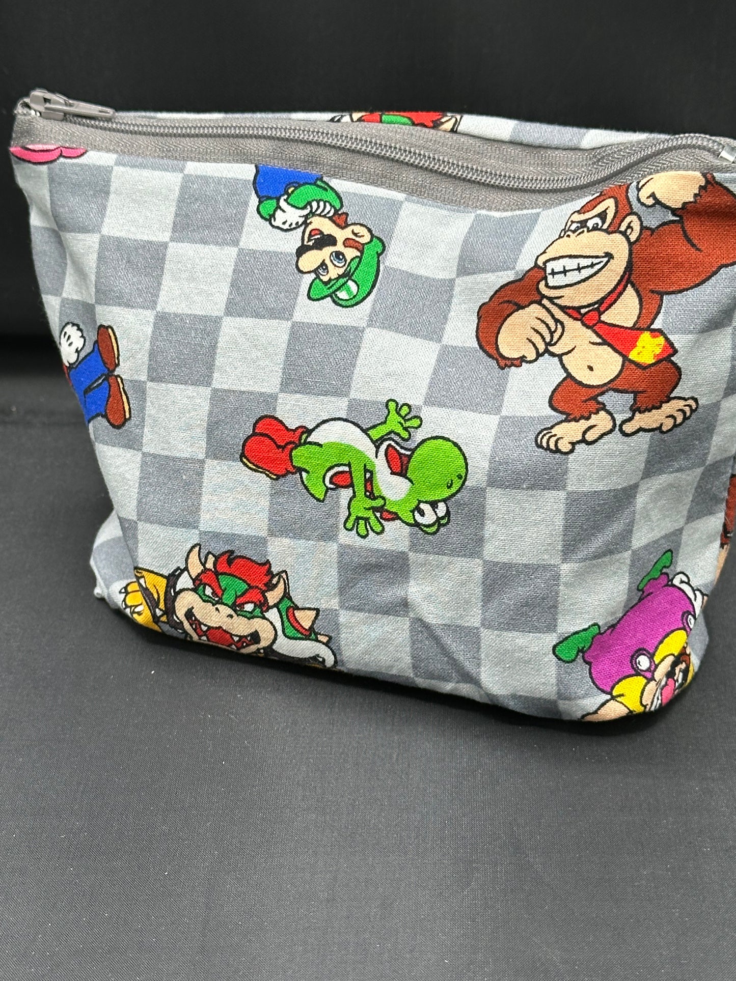 mario - grey square