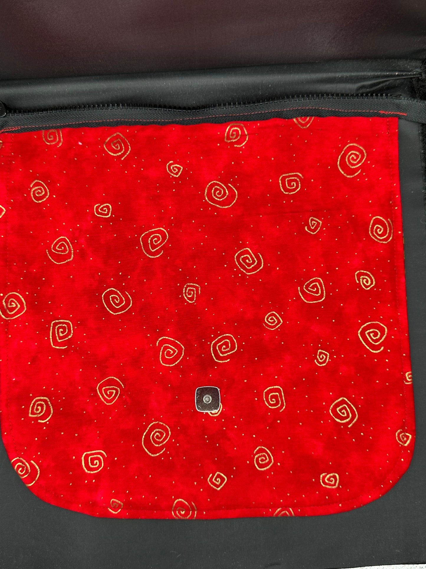 Dragon - red background 12" purse flap