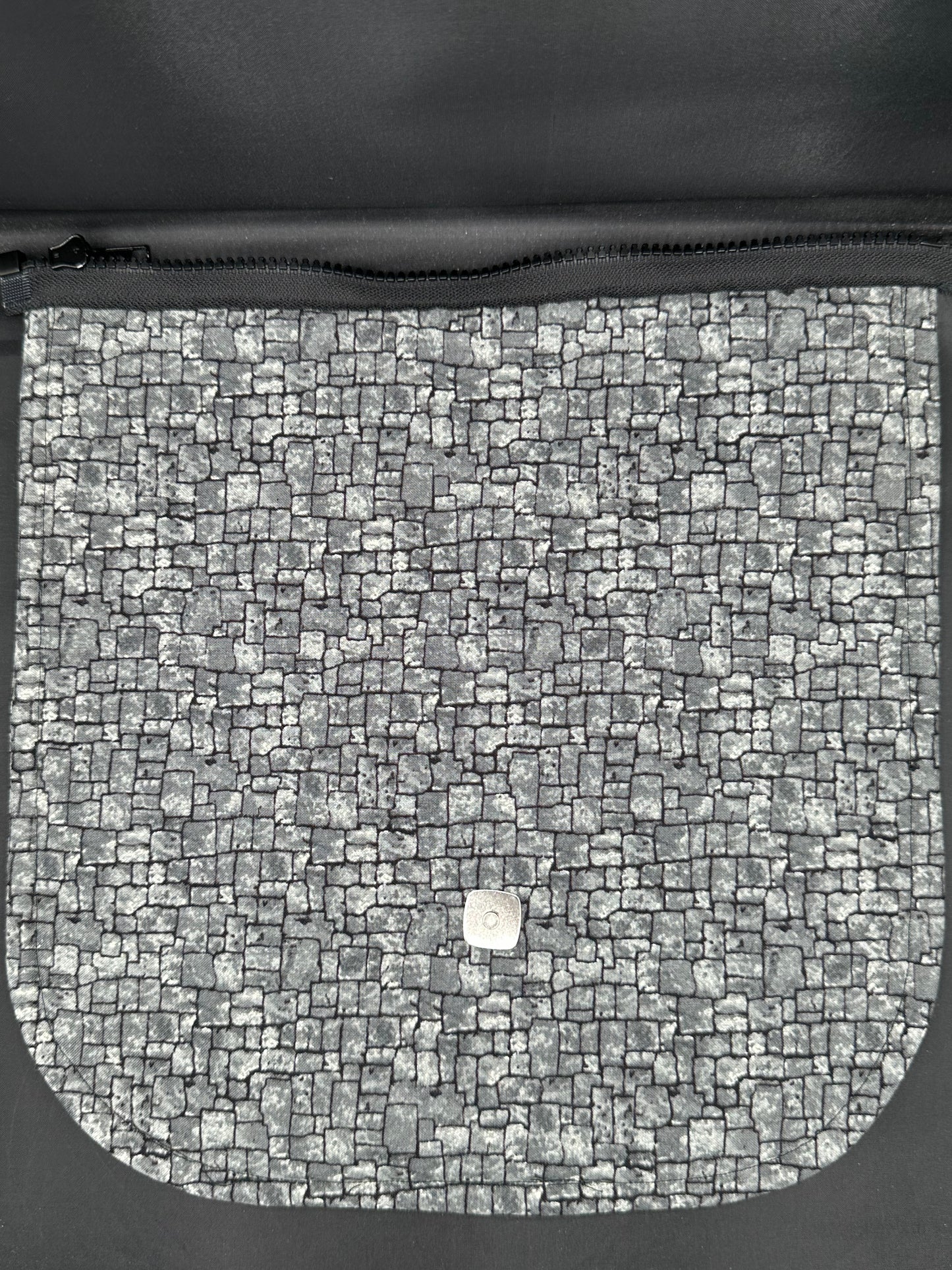 Embroidered Templar Knight 12" purse flap