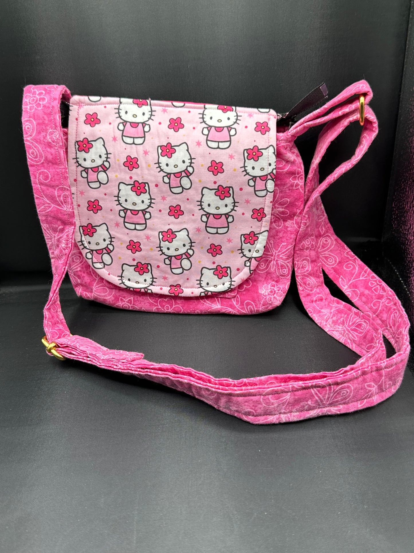 pink w/flower lines 7" purse