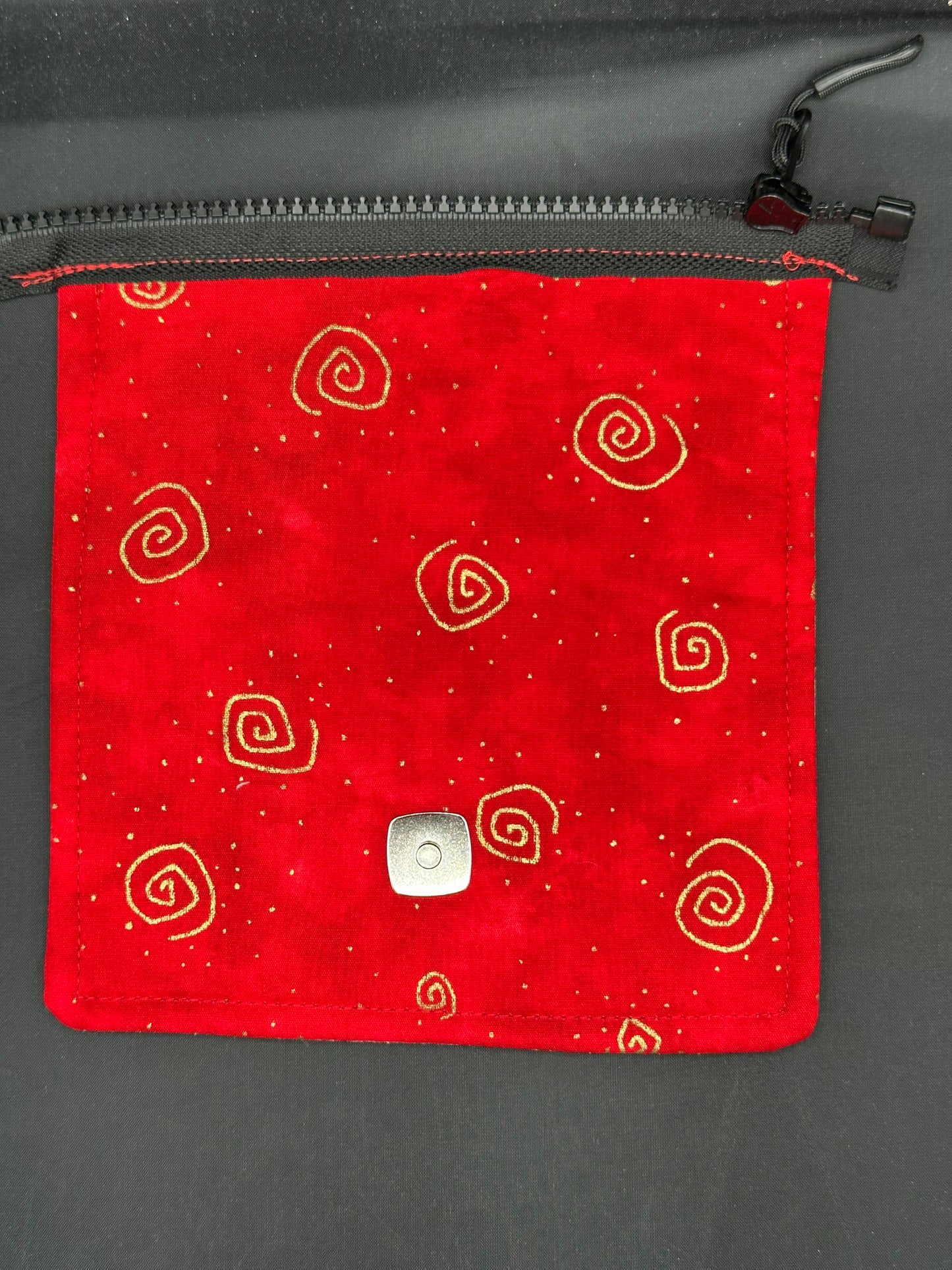 dragons - red and grey 7" purse flap