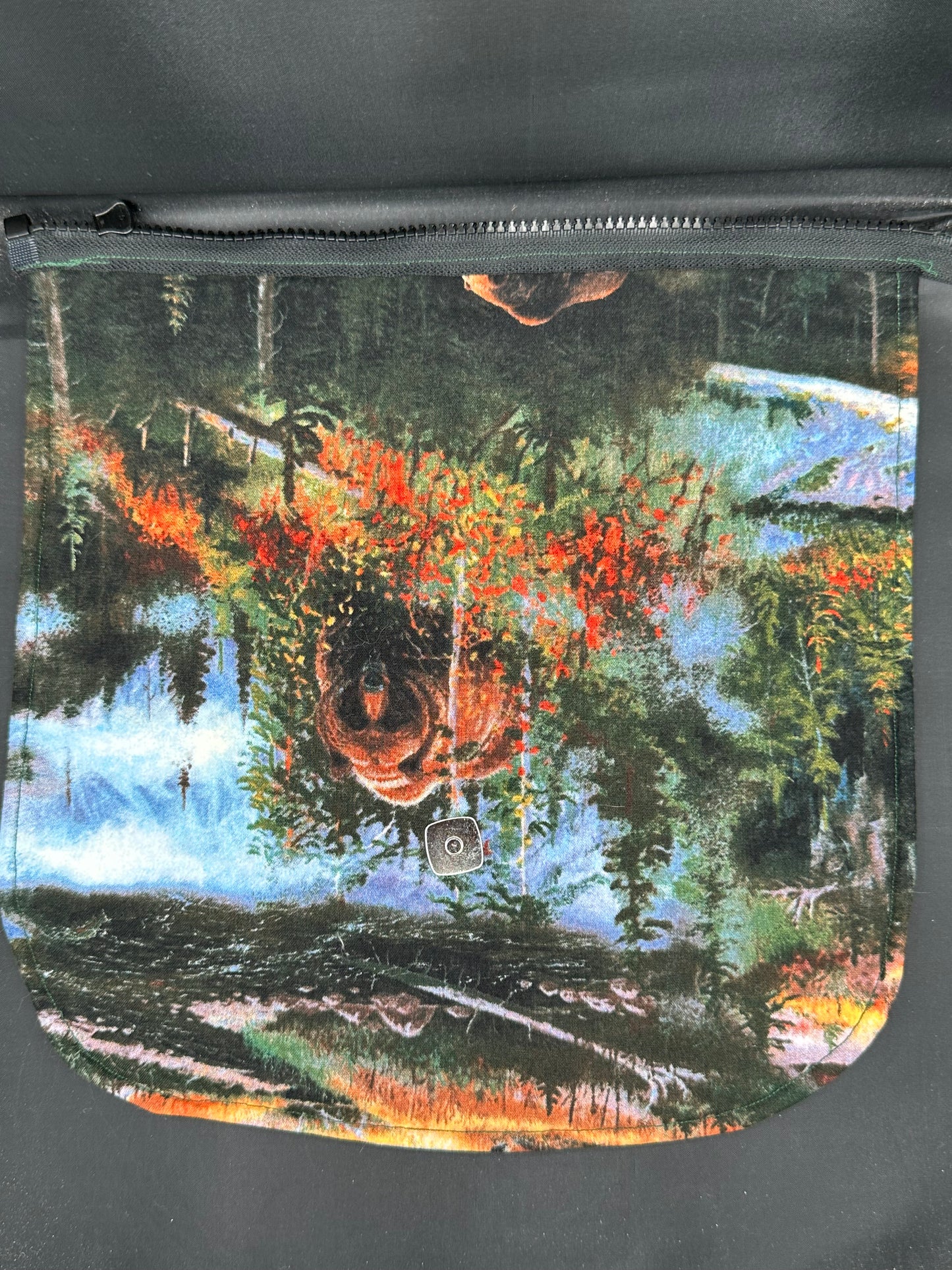 Grizzley bear 12" purse flap
