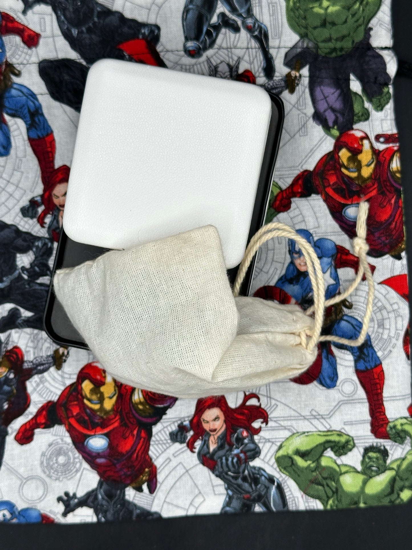Super heroes figures draw string bag