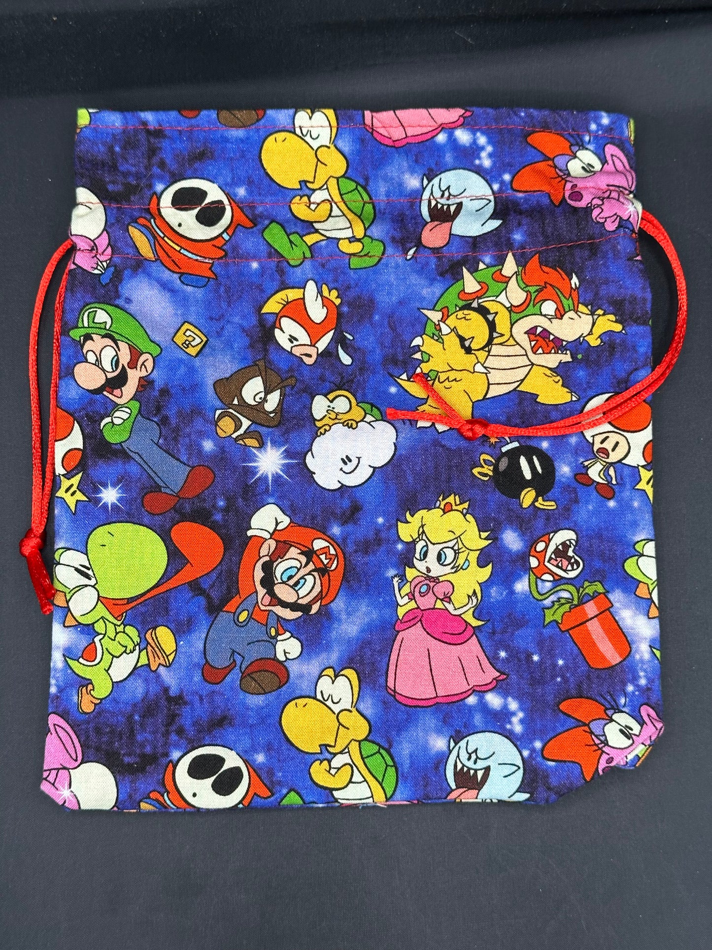 Mario characters on purple background - drawstring