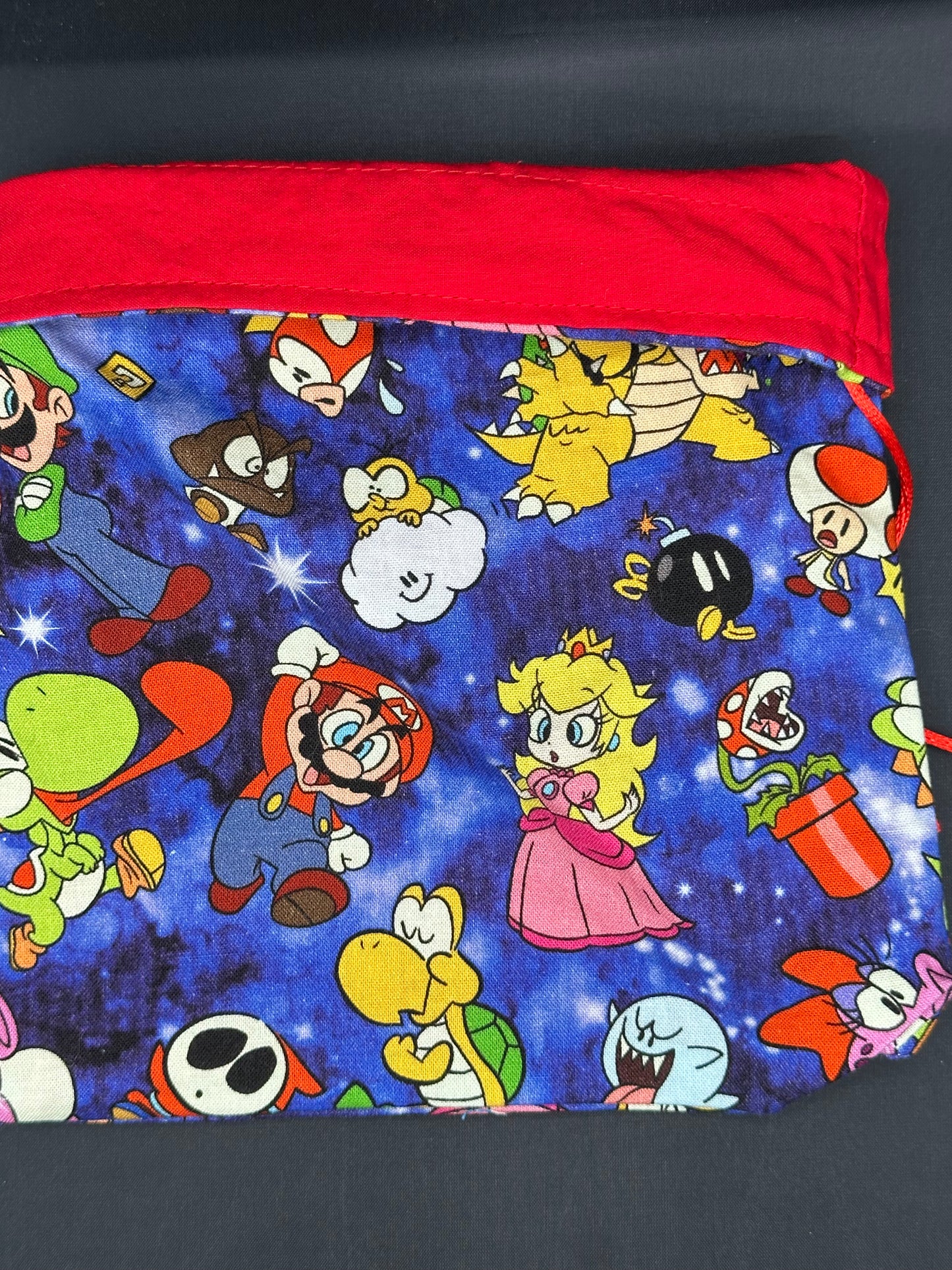 Mario characters on purple background - drawstring