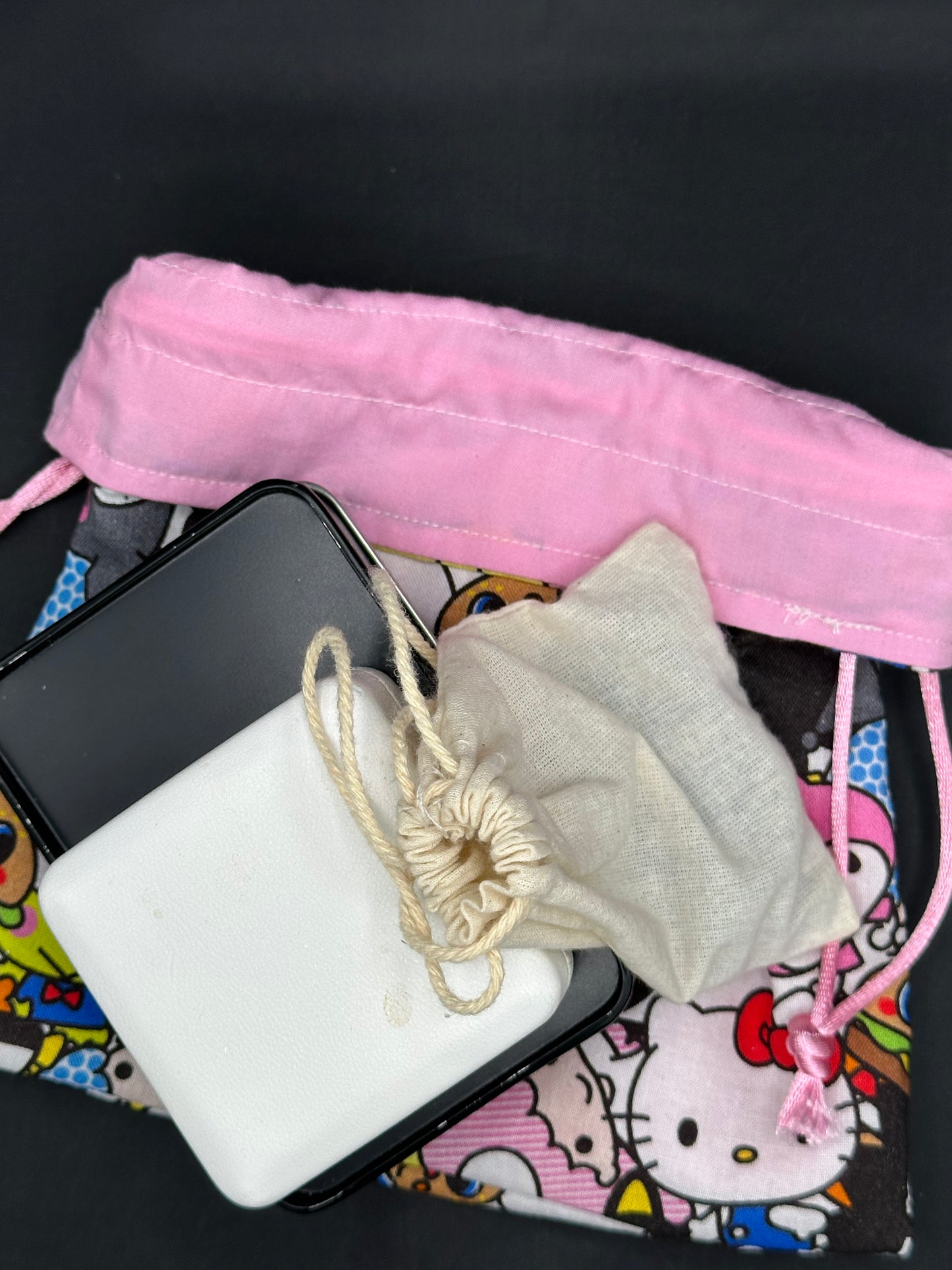 Hello Kitty and friends draw string bag