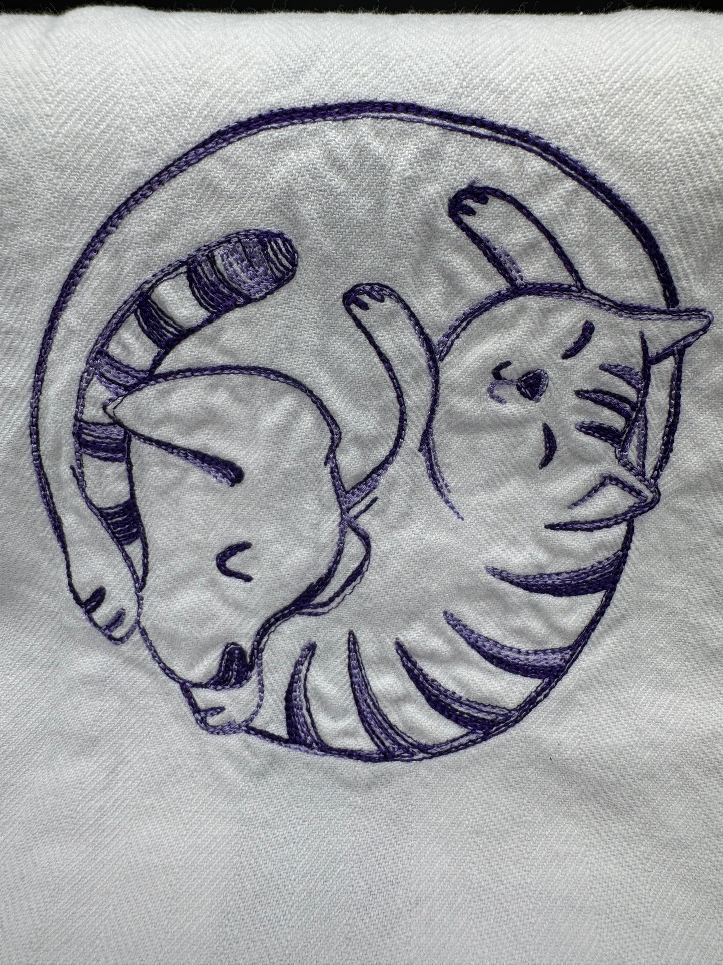 cat & dog ying/yang towel