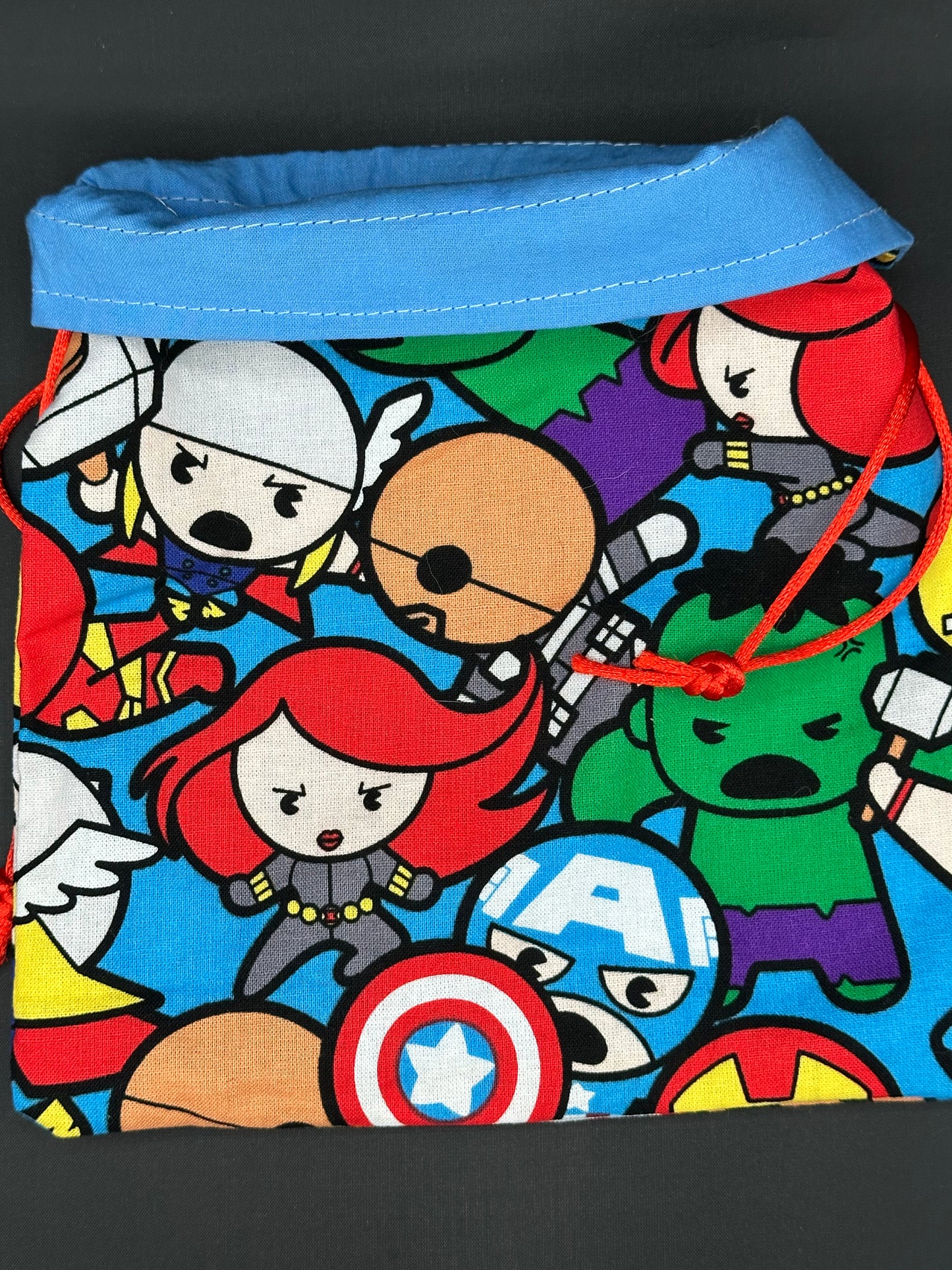 super heroes -pop figures draw string bag