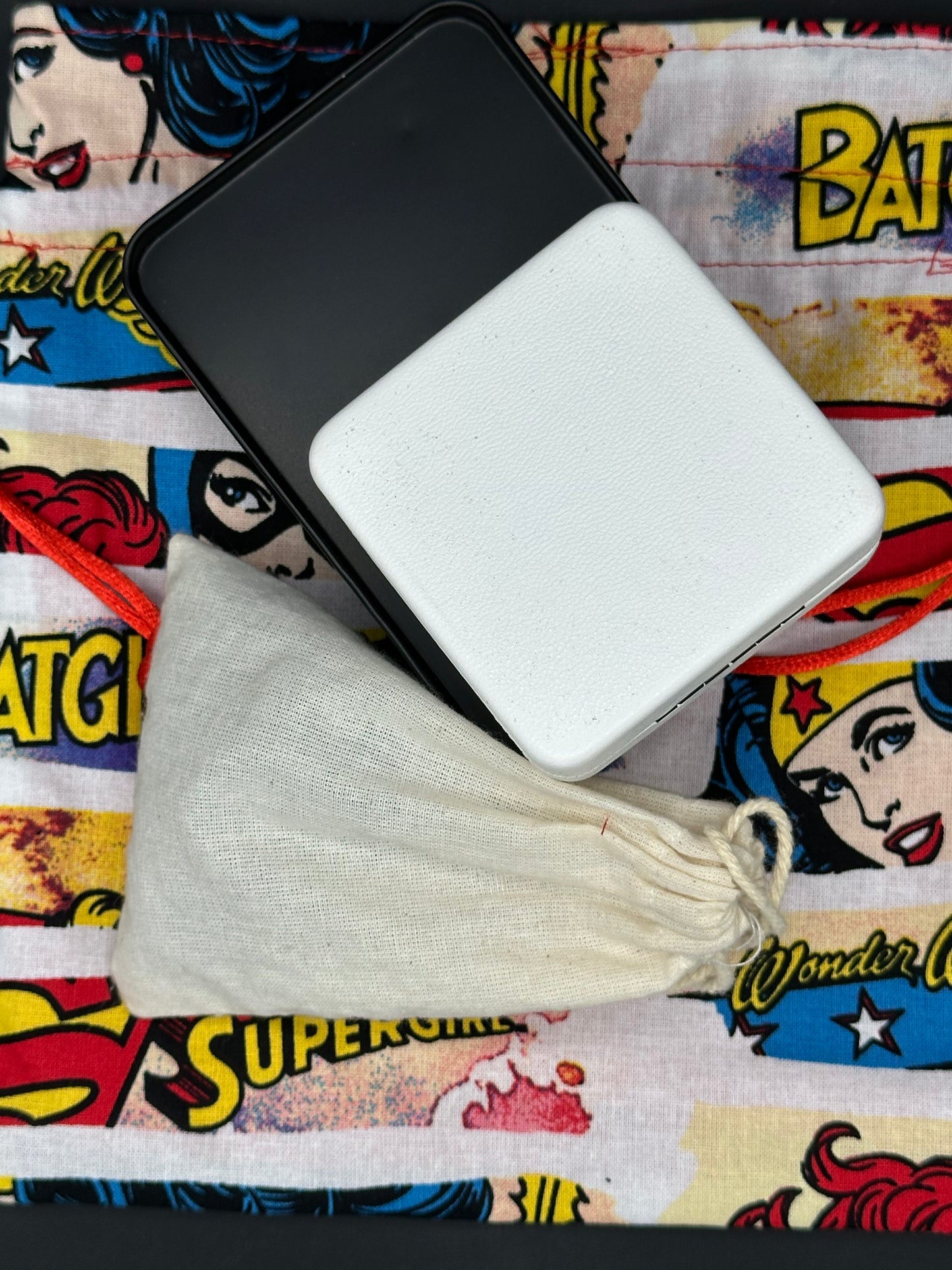 female super heros - lines - draw string bag