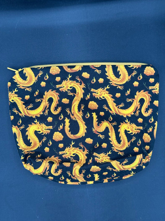 gold chinese dragons