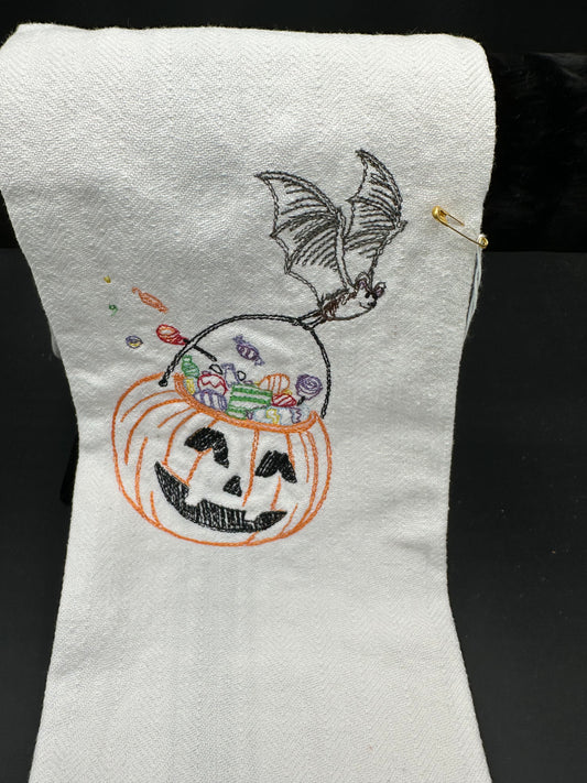 bat & candy pumpkin bucket towel
