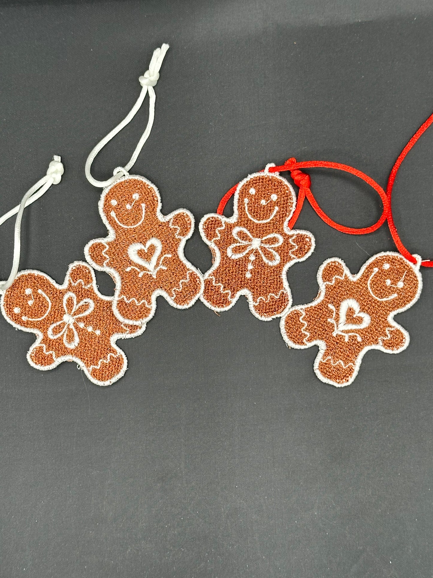 gingerbread man and woman