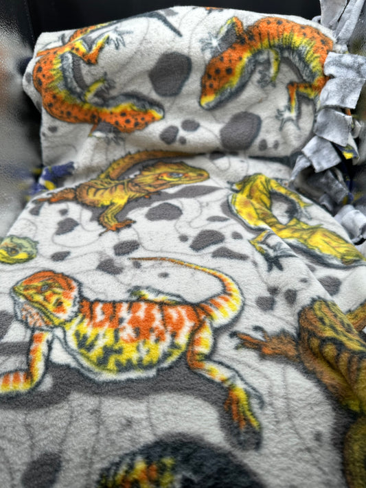 lizards fleece blanket