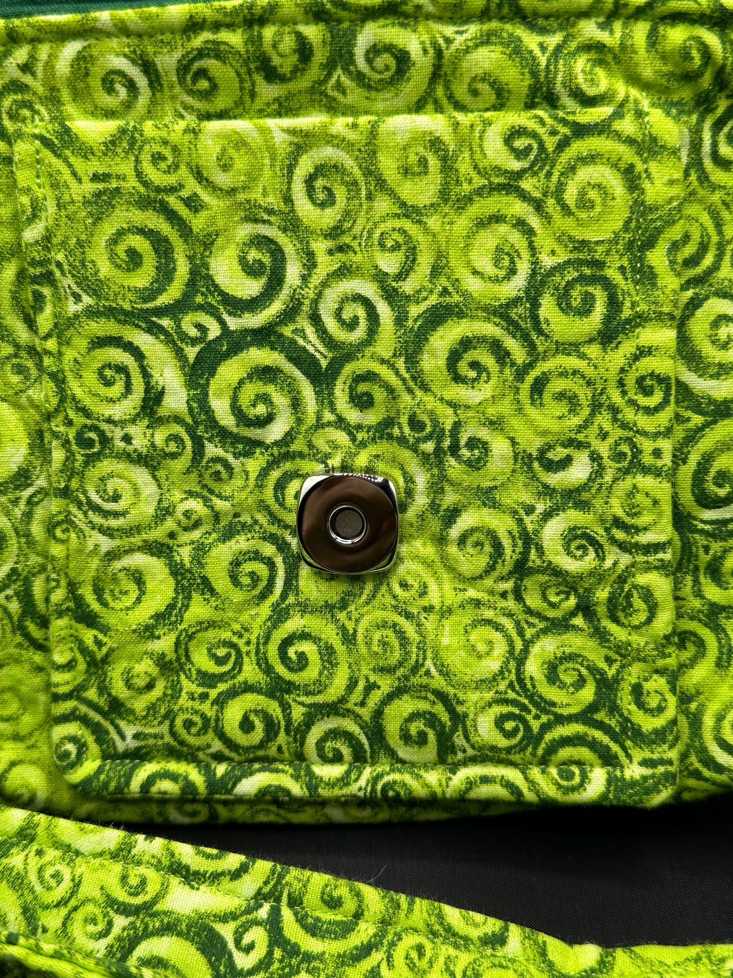 Green swirl 7" purse