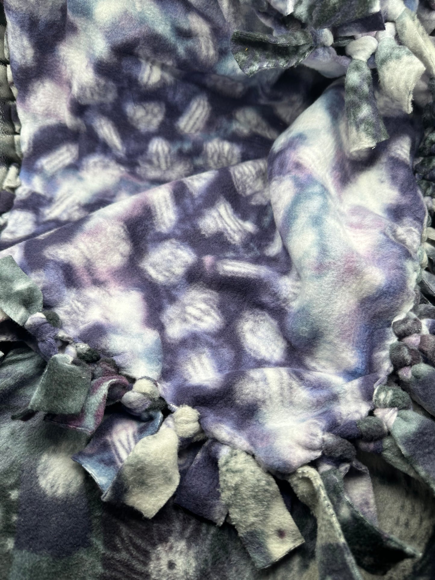 Snow owls on fleece blanket