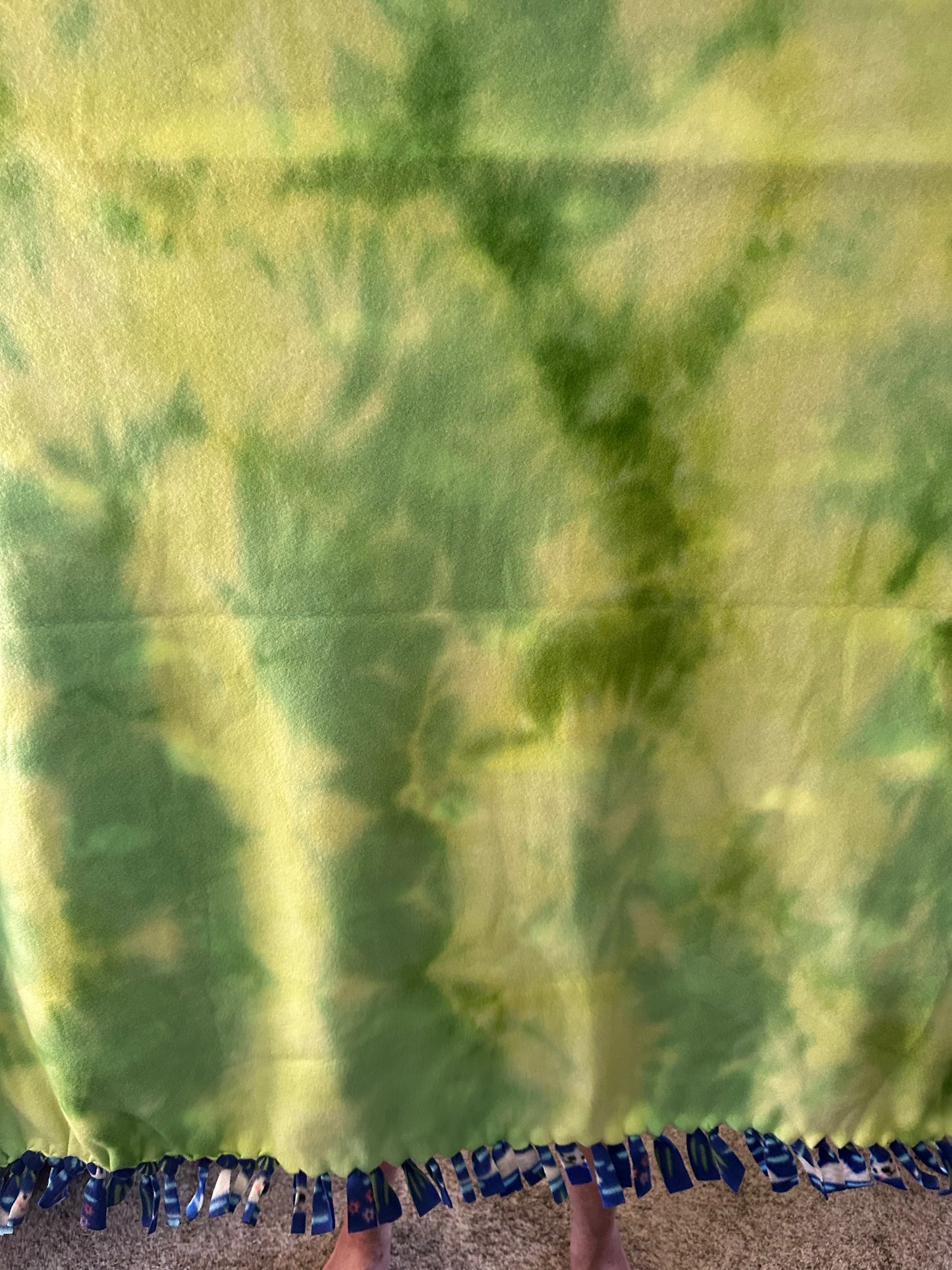 otters and alligators fleece blanket